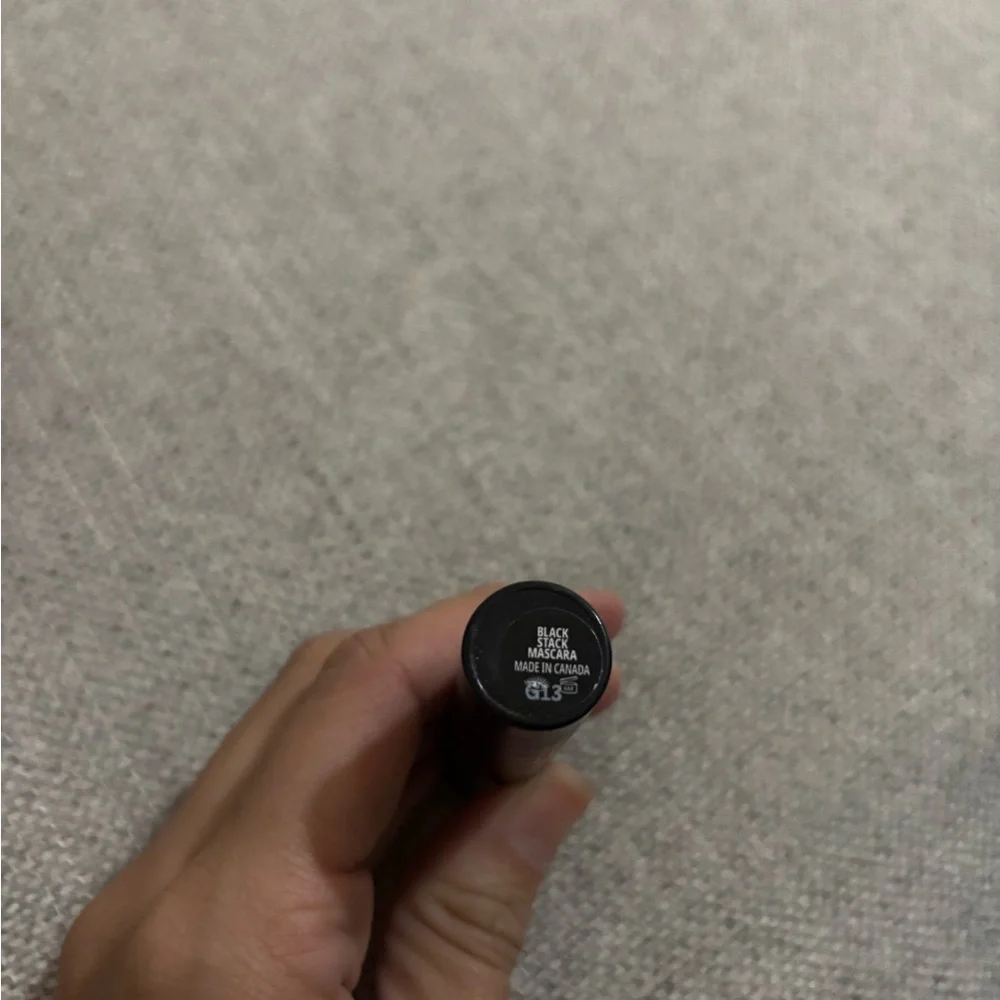 5 items x $25 mini MAC máscara Stack nwt